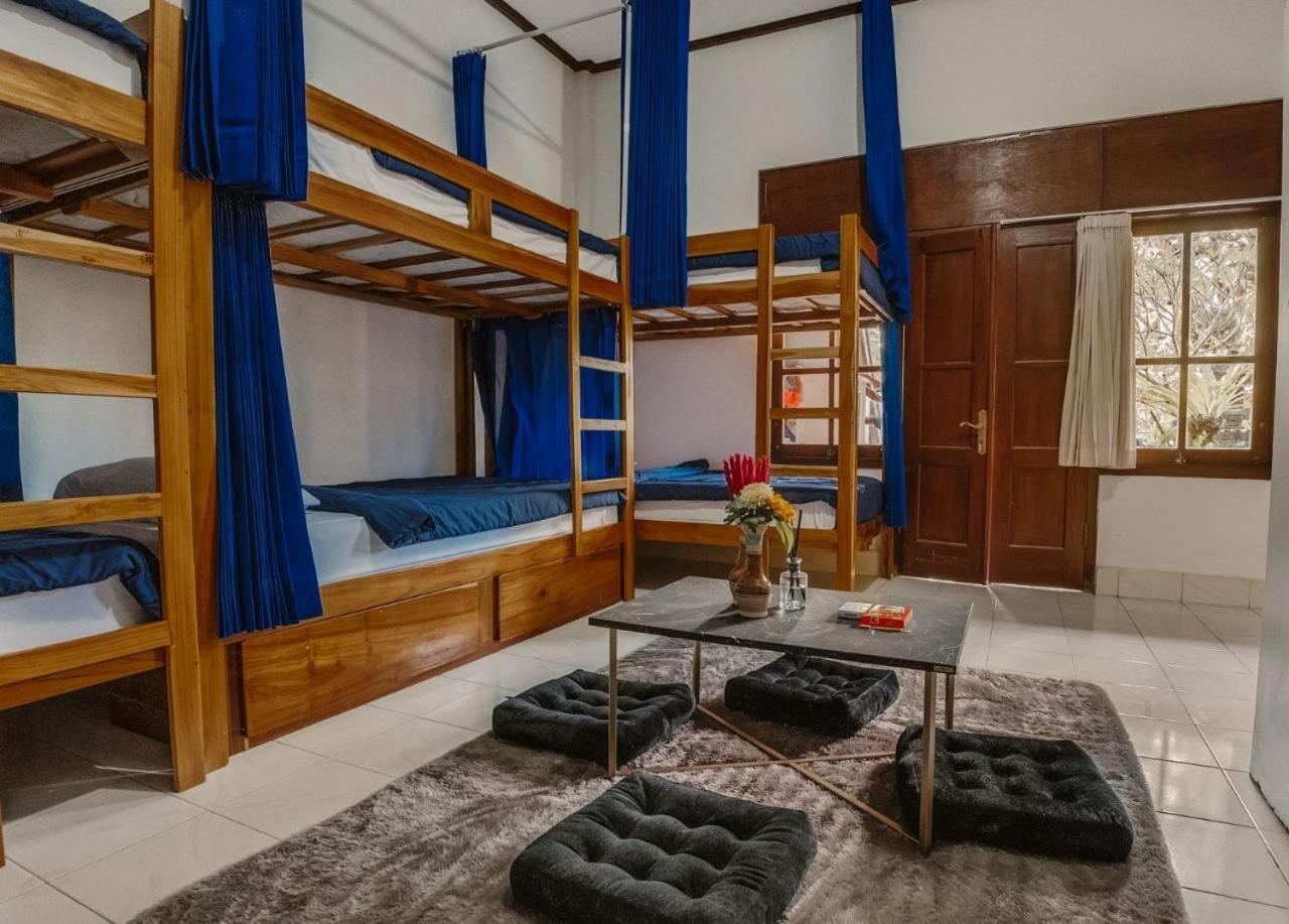 Ubud Backpacker Hostel Экстерьер фото